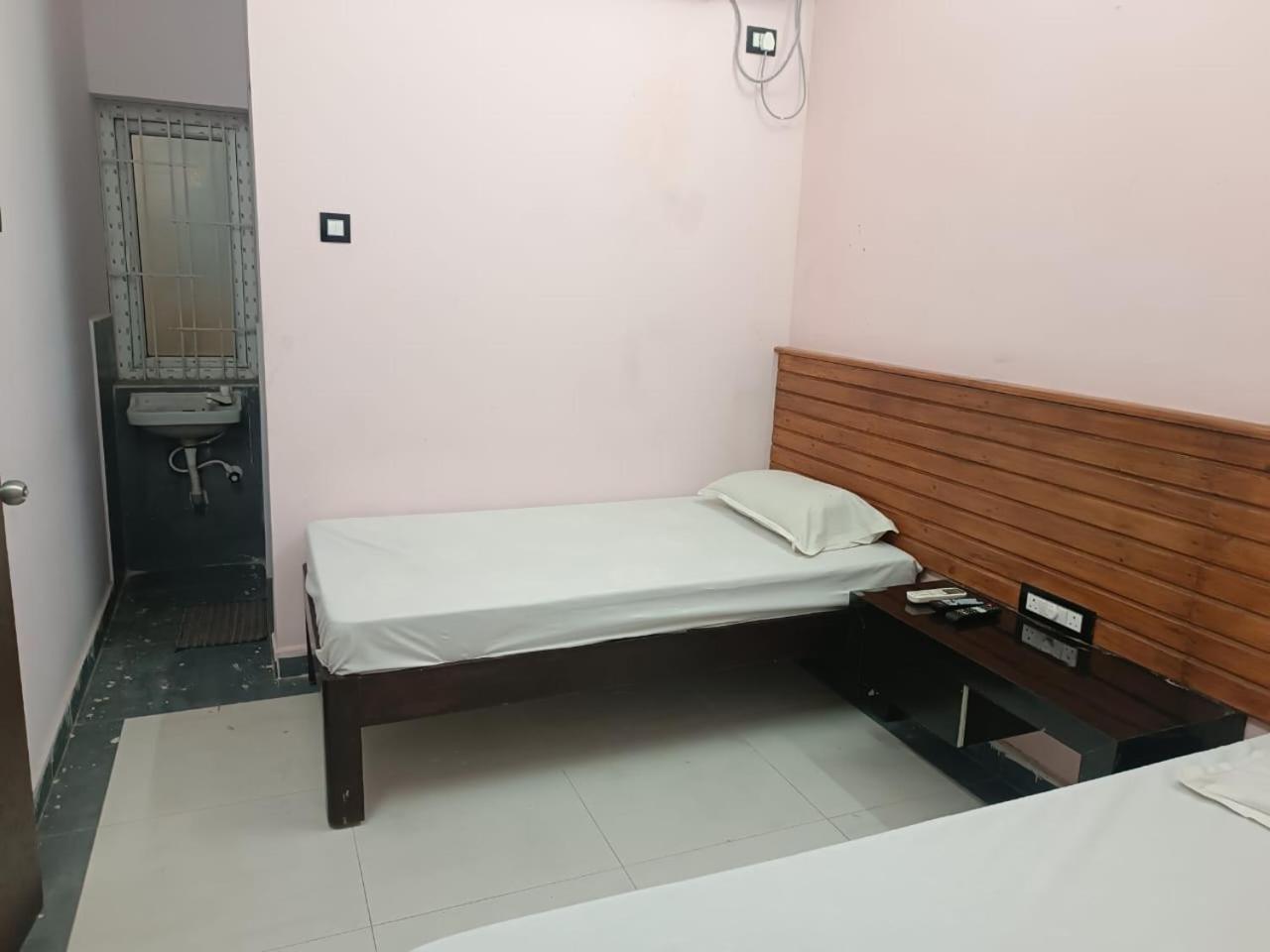 Villa Sgs Residency Tirupati Exterior foto