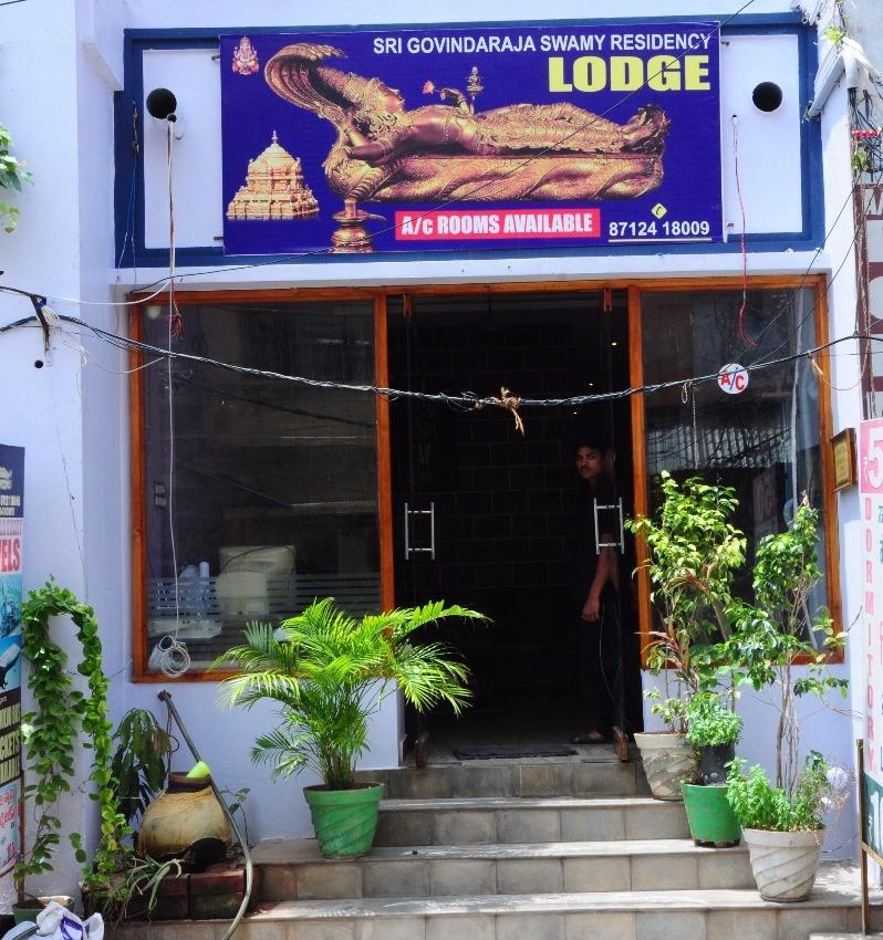 Villa Sgs Residency Tirupati Exterior foto