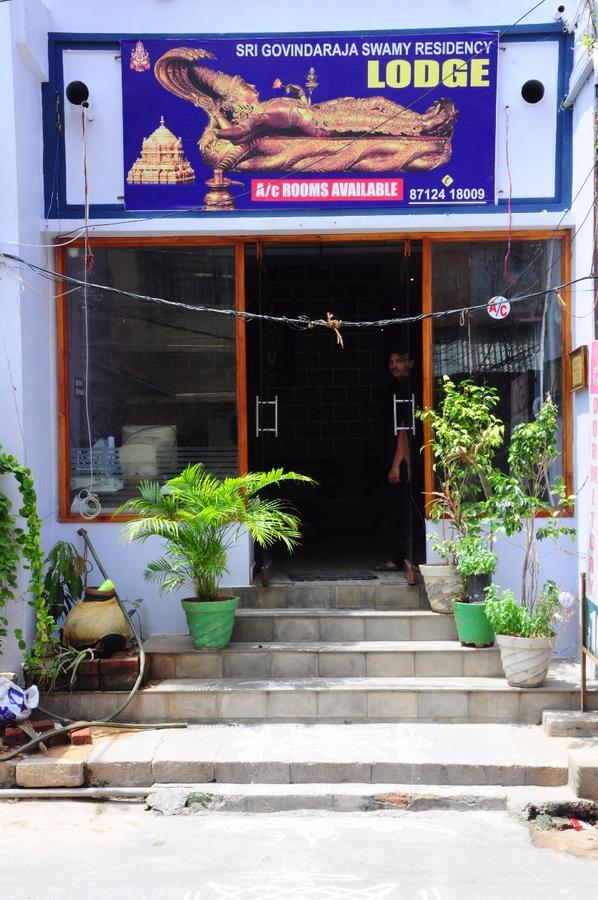 Villa Sgs Residency Tirupati Exterior foto
